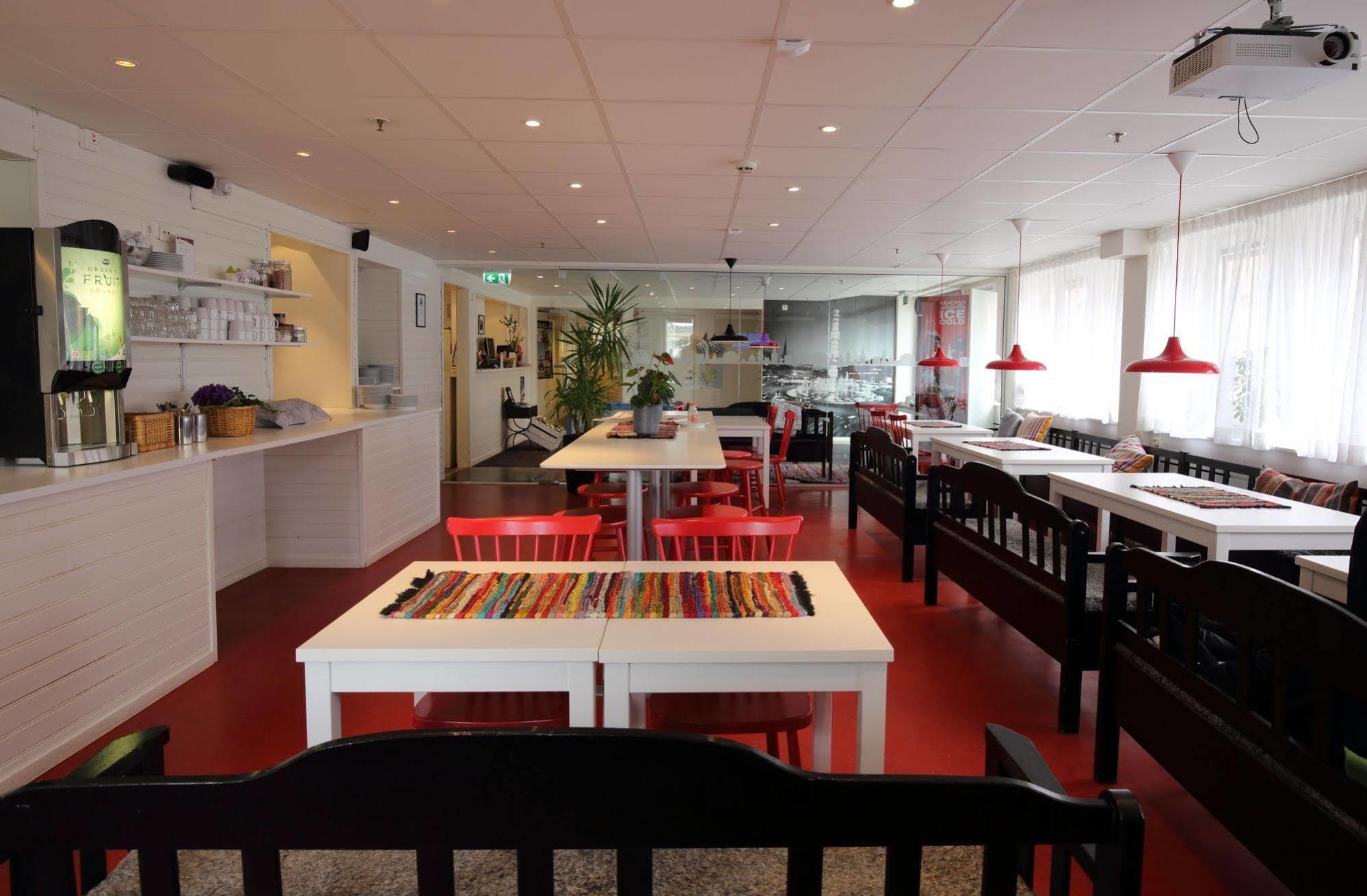 Stf Gaerdet Hotel & Hostel Stockholm Ngoại thất bức ảnh